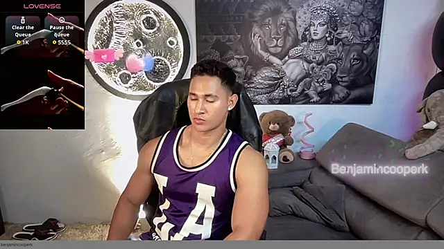 Snapshot of BenjaminCooperk chatting on October 2025 07:44:02 PM BenjaminCooperk online show from October 2025 07:44:02 PM