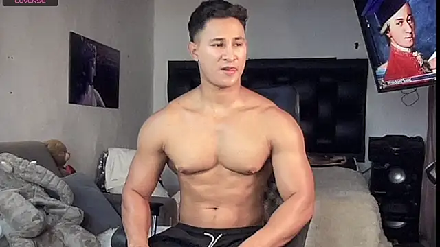 BenjaminCooperk online show from September 2025 07:42:02 PM
