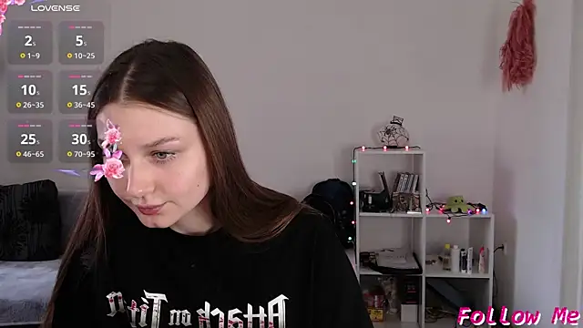 Snapshot of _Sweet_Lilit_ chatting on October 2025 09:39:02 AM  Sweet Lilit  online show from October 2025 09:39:02 AM