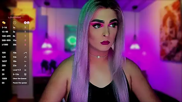 any sophia online show from November 2025 10:32:01 PM