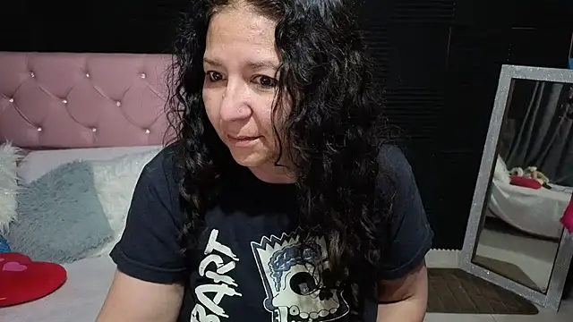 Snapshot of katifoxx chatting on June 2026 03:07:01 AM katifoxx online show from June 2026 03:07:01 AM