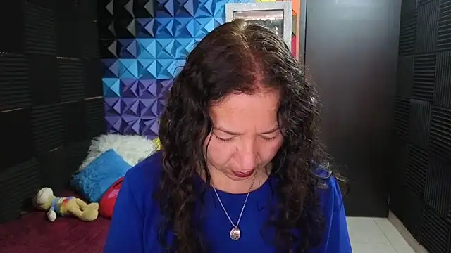 katifoxx online show from September 2025 05:29:01 PM