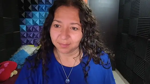 katifoxx online show from September 2025 05:59:02 PM