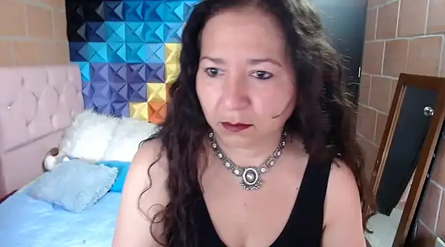 katifoxx online show from March 2025 03:02:02 PM