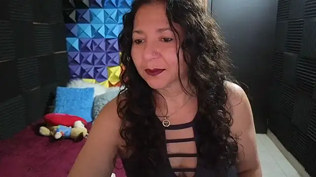 katifoxx online show from September 2025 03:24:02 PM