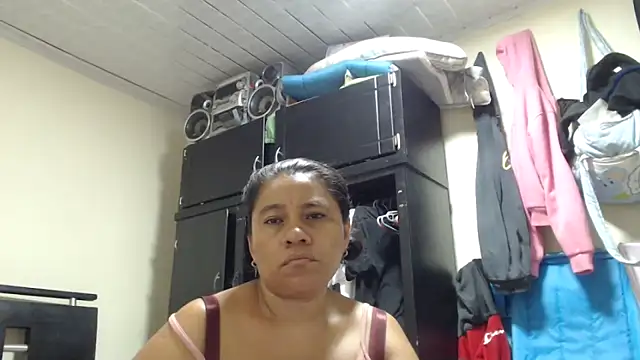 adrixxx38 online show from April 2026 10:57:02 PM