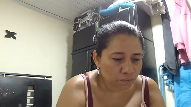 adrixxx38 online show from May 2026 09:42:01 PM