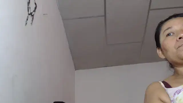 adrixxx38 online show from February 2026 08:52:02 PM