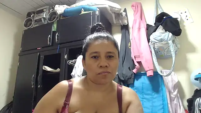 adrixxx38 online show from April 2026 09:16:01 PM