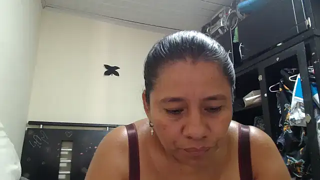 adrixxx38 online show from May 2026 06:09:01 PM