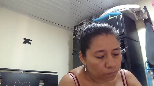 adrixxx38 online show from May 2026 05:37:01 PM