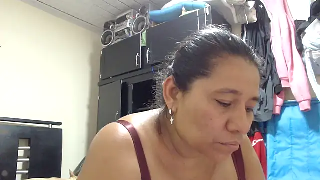 adrixxx38 online show from April 2026 08:14:02 PM