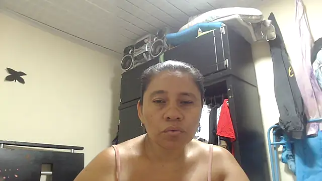 adrixxx38 online show from April 2026 08:15:01 PM