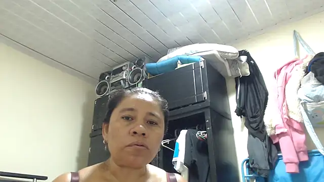 adrixxx38 online show from April 2026 08:11:01 PM