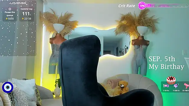 Angel Peach online show from September 2025 02:02:02 PM