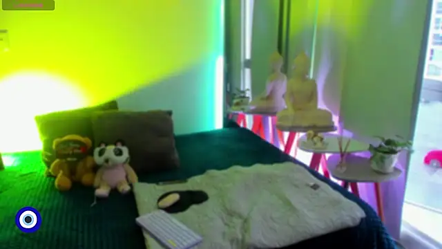 Angel Peach online show from February 2026 12:49:01 PM