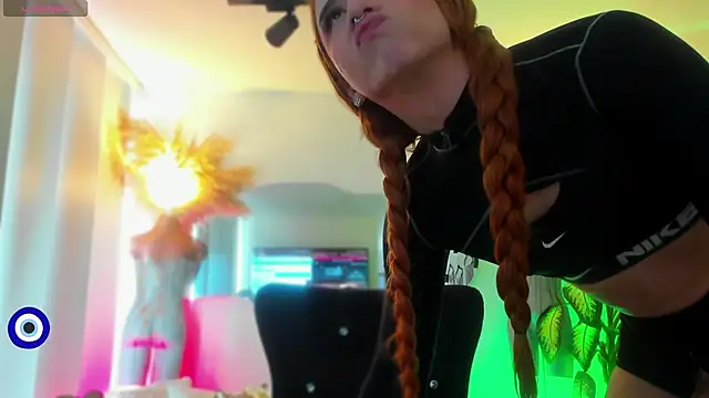 Angel Peach online show from October 2025 02:27:01 PM