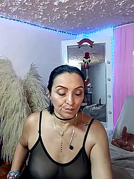 zullyxhot online show from December 2025 09:37:03 PM