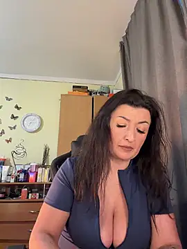 Hotangel75 online show from March 2026 04:19:02 PM