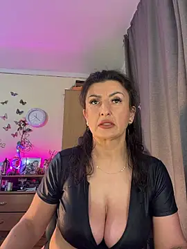 Hotangel75 online show from May 2026 05:07:01 AM