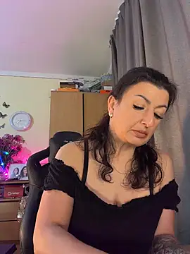 Snapshot of Hotangel75 chatting on June 2026 04:46:02 AM Hotangel75 online show from June 2026 04:46:02 AM