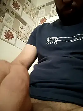 RomanticAdvance555 online show from May 2026 05:05:01 AM
