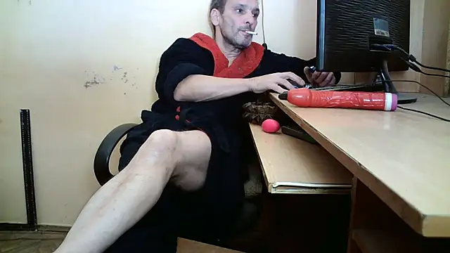 Snapshot of dundyFocus chatting on November 2025 03:16:02 PM dundyFocus online show from November 2025 03:16:02 PM