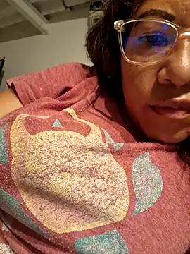 mila38 online show from October 2025 05:56:02 PM