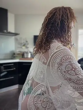 Clara-xoxo online show from February 2026 01:22:01 PM