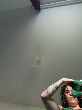 Clara-xoxo online show from January 2026 01:51:01 PM