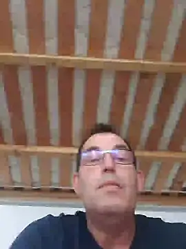Snapshot of Lentbulant chatting on December 2024 11:02:01 AM Lentbulant online show from December 2024 11:02:01 AM