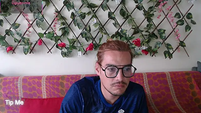 Jack Emily1 online show from April 2026 07:37:02 PM