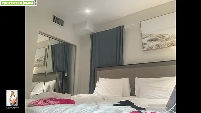 JordynGrange online show from September 2025 10:14:02 PM