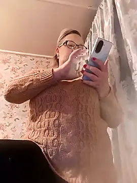 Snapshot of Cerd_Ayaz chatting on March 2026 02:45:01 AM Cerd Ayaz online show from March 2026 02:45:01 AM