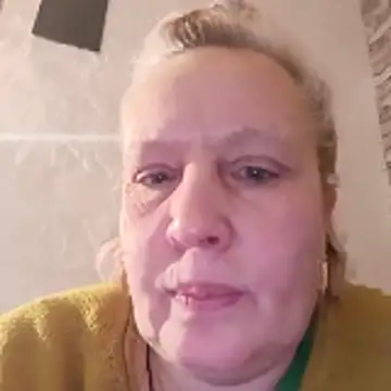 Snapshot of Cerd_Ayaz chatting on December 2025 12:21:02 PM Cerd Ayaz online show from December 2025 12:21:02 PM