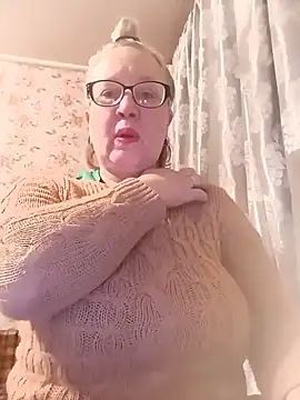 Snapshot of Cerd_Ayaz chatting on February 2026 01:39:01 AM Cerd Ayaz online show from February 2026 01:39:01 AM