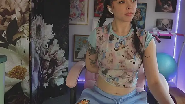 makiyahbelle online show from May 2026 06:54:01 AM