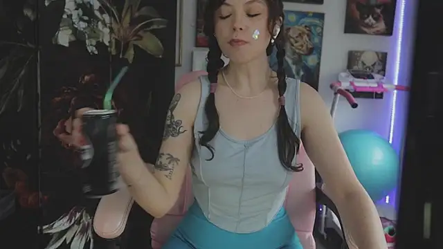 makiyahbelle online show from February 2026 06:01:02 AM