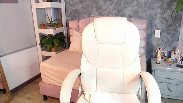 Snapshot of niko_robin chatting on November 2025 05:24:01 PM niko robin online show from November 2025 05:24:01 PM