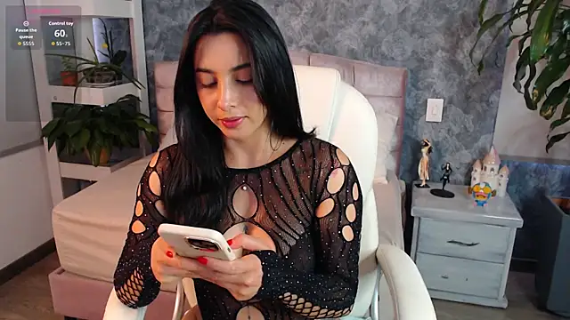 Snapshot of niko_robin chatting on June 2026 09:27:02 PM niko robin online show from June 2026 09:27:02 PM