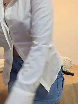 angelwavy online show from February 2026 06:24:02 AM