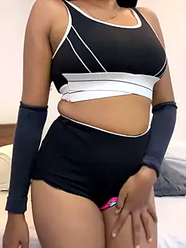 Snapshot of angelwavy chatting on October 2025 12:34:02 AM angelwavy online show from October 2025 12:34:02 AM