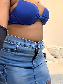 angelwavy online show from December 2025 01:31:01 AM