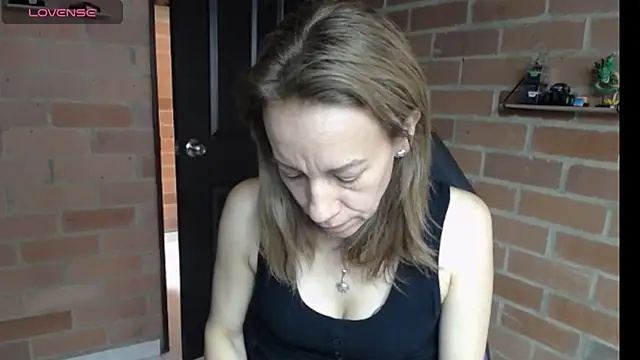 cristin doll  online show from April 2026 01:26:01 PM