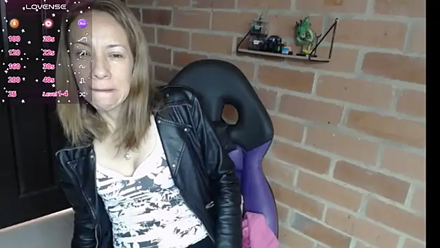 cristin doll  online show from May 2026 01:25:02 PM