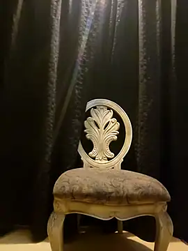 Snapshot of Ryoko_Momoko chatting on December 2025 08:37:02 AM Ryoko Momoko online show from December 2025 08:37:02 AM