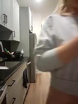 HollyTattoo online show from December 2024 10:40:02 AM