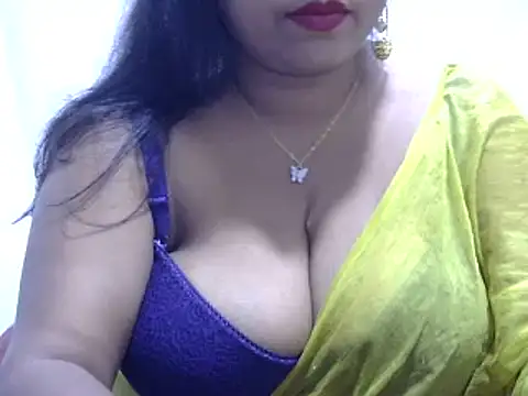 Snapshot of ROSEE_MERRYYYY chatting on February 2025 05:41:01 PM ROSEE MERRYYYY online show from February 2025 05:41:01 PM