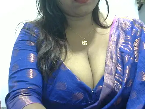 ROSEE MERRYYYY online show from November 2025 06:22:01 PM