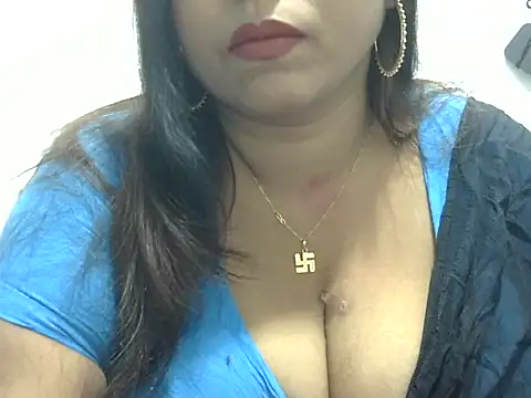 ROSEE MERRYYYY online show from February 2026 05:23:02 PM